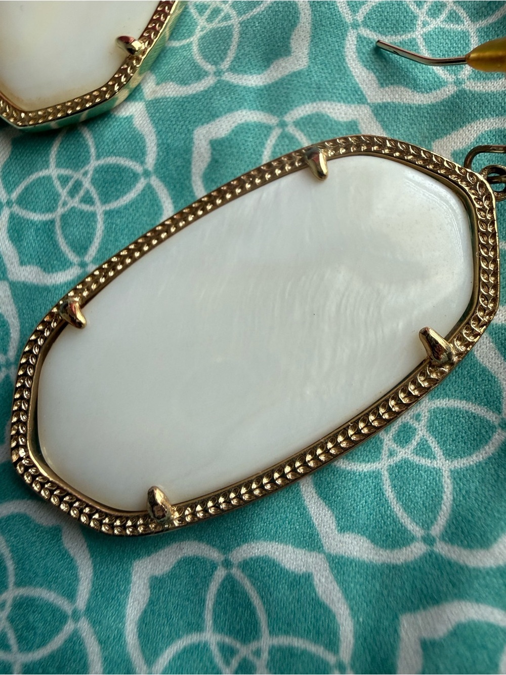 Kendra Scott White Stone Drop Earrings with Gold Trim - Picture 3 of 3